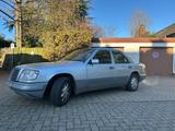 Mercedes-Benz 320 aus erster Hand - Mercedes-Benz 320: 320e