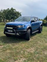 Ford Raptor - blaue Ford Raptor