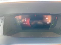 PEUGEOT 2008 1.2  Navi Kamera Sitzheizung AHK