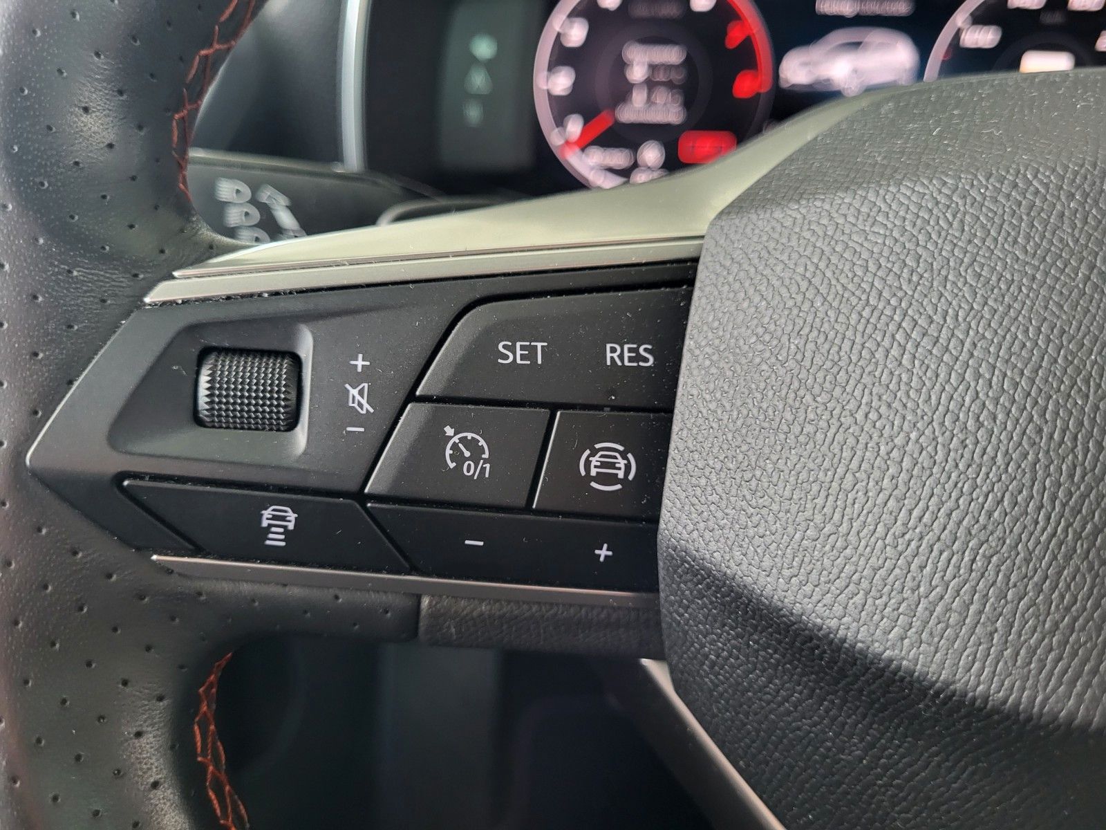 Fahrzeugabbildung SEAT Leon FR AHK/WINTER-P/LED/NAVI/KEYLESS/KAMERA