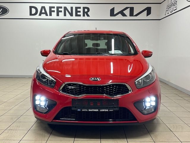 Fahrzeugabbildung Kia Ceed GT-Track 1.6 T-GDi Navi Leder Xenon Kurvenl
