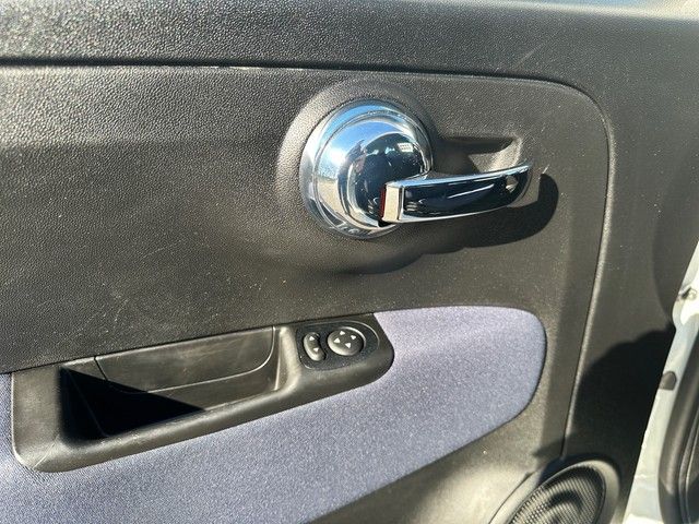 Fahrzeugabbildung Fiat 500 1.0l TEMPOMAT+UCONNECT+KLIMA+++