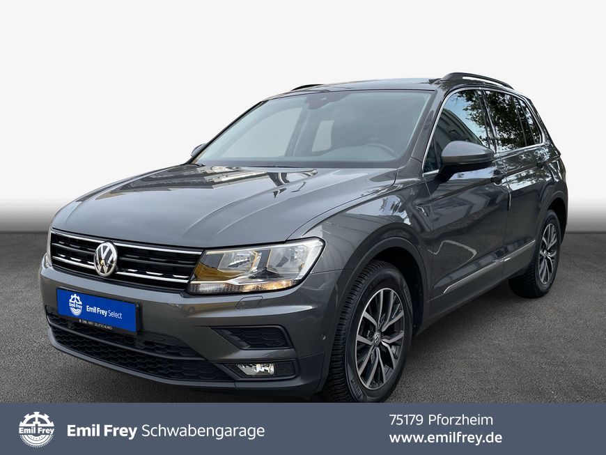 Volkswagen Tiguan - 1