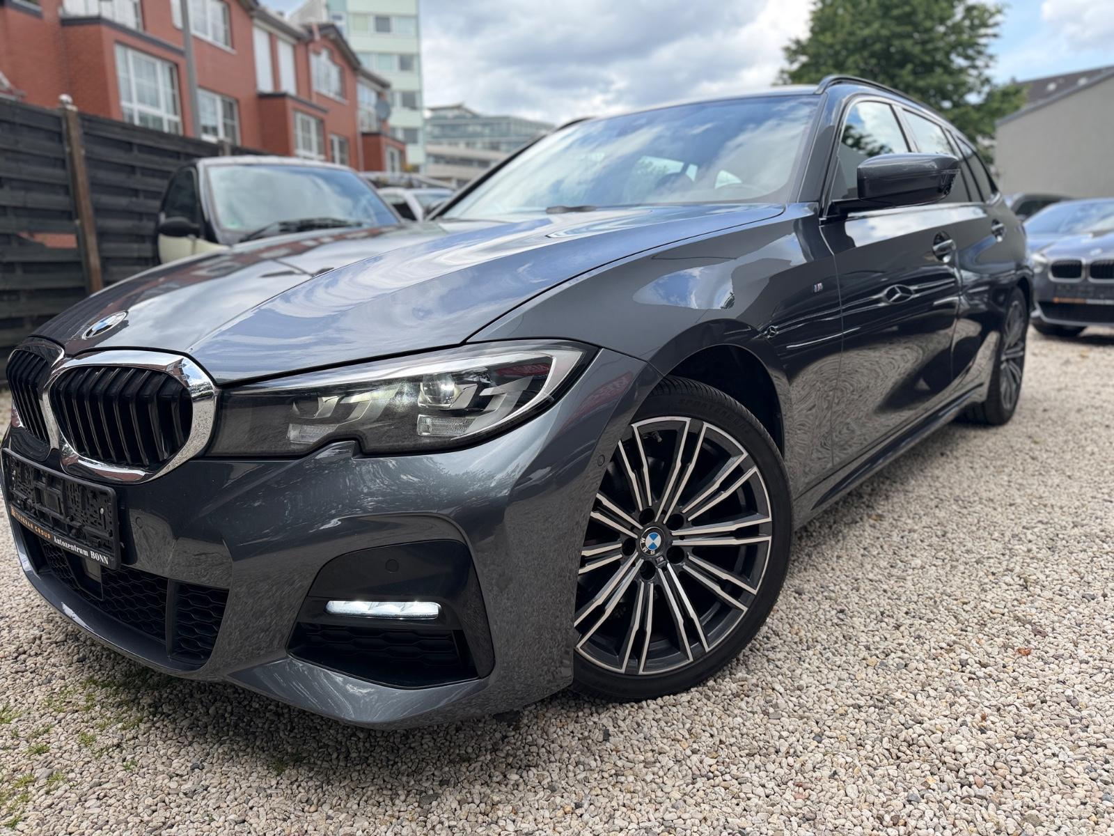 BMW 320d KOMBI*M-PAKET*NAVI/R.CAM/ACC//VIRTUAL*TOP*