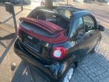 Smart FORTWO CABRIO 90 PS*NAVI*SITZHEIZUNG*TEMPOMAT* - Smart ForTwo Gebrauchtwagen in Berlin