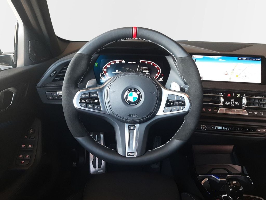BMW M135 i xDrive M Performance HarmanKardon HUD ACC 