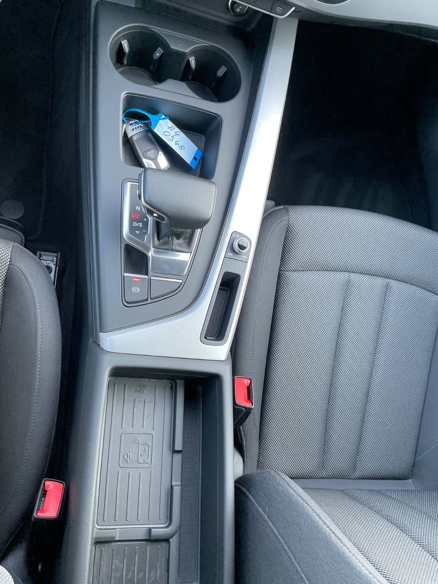 Fahrzeugabbildung Audi A4 Avant 40 TDI S tronic,Navi,LED,Induktives Lad