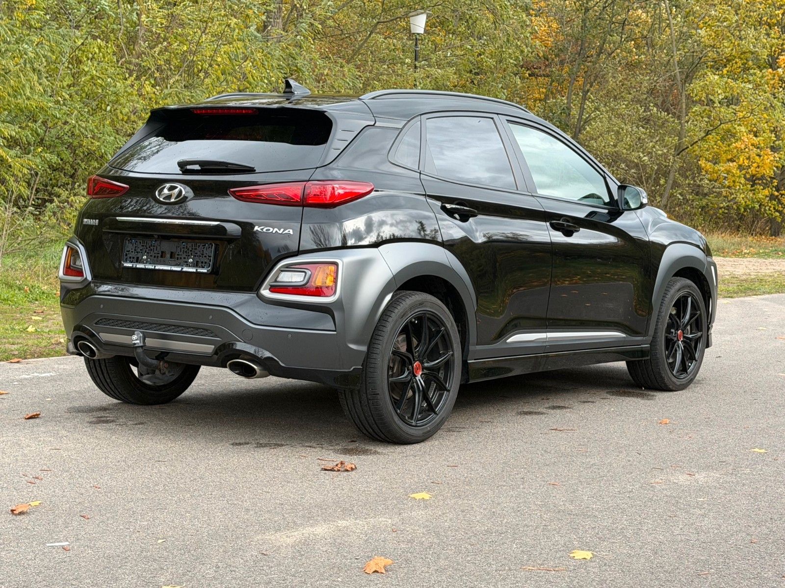 Fahrzeugabbildung Hyundai KONA 1.6T-GDI*Unique*2WD*DCT*RFKamera*Navi*SHZ*