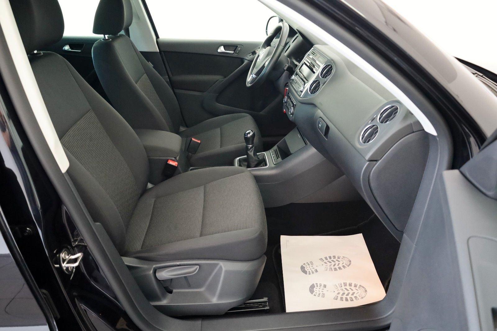 Fahrzeugabbildung Volkswagen Tiguan Trend & Fun BMT SH,PDC,8 fach bereieft