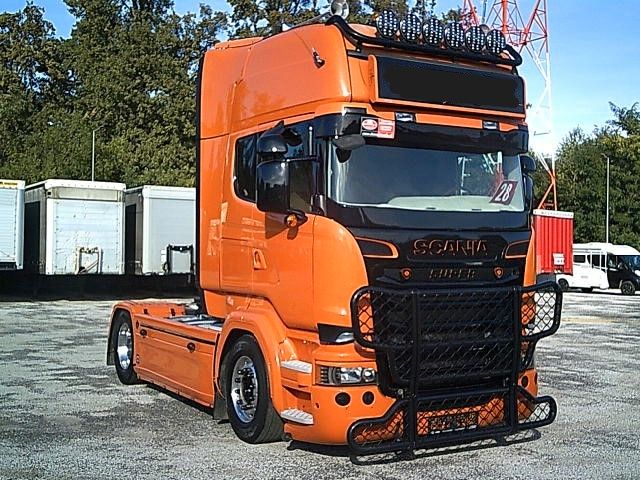 Scania R520 TOPLINE-STREAMLINE V8 EURO6 show truck