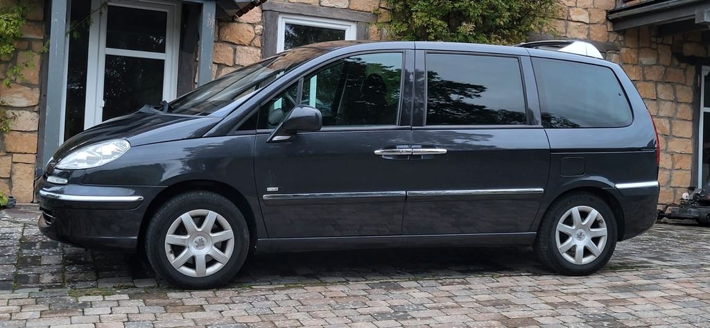 Peugeot 807
