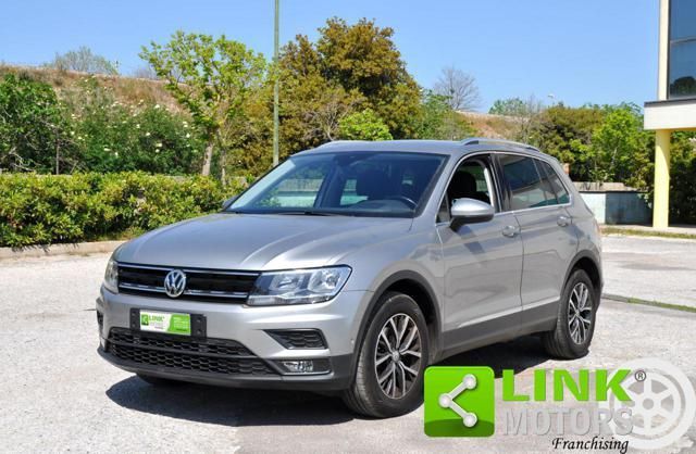 Volkswagen VOLKSWAGEN Tiguan 2.0 TDI SCR DSG Sport BlueMoti