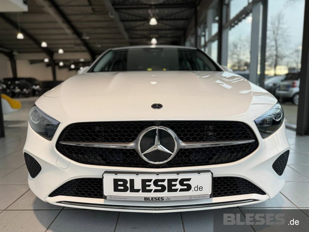 MERCEDES-BENZ A 180 – Bild 2