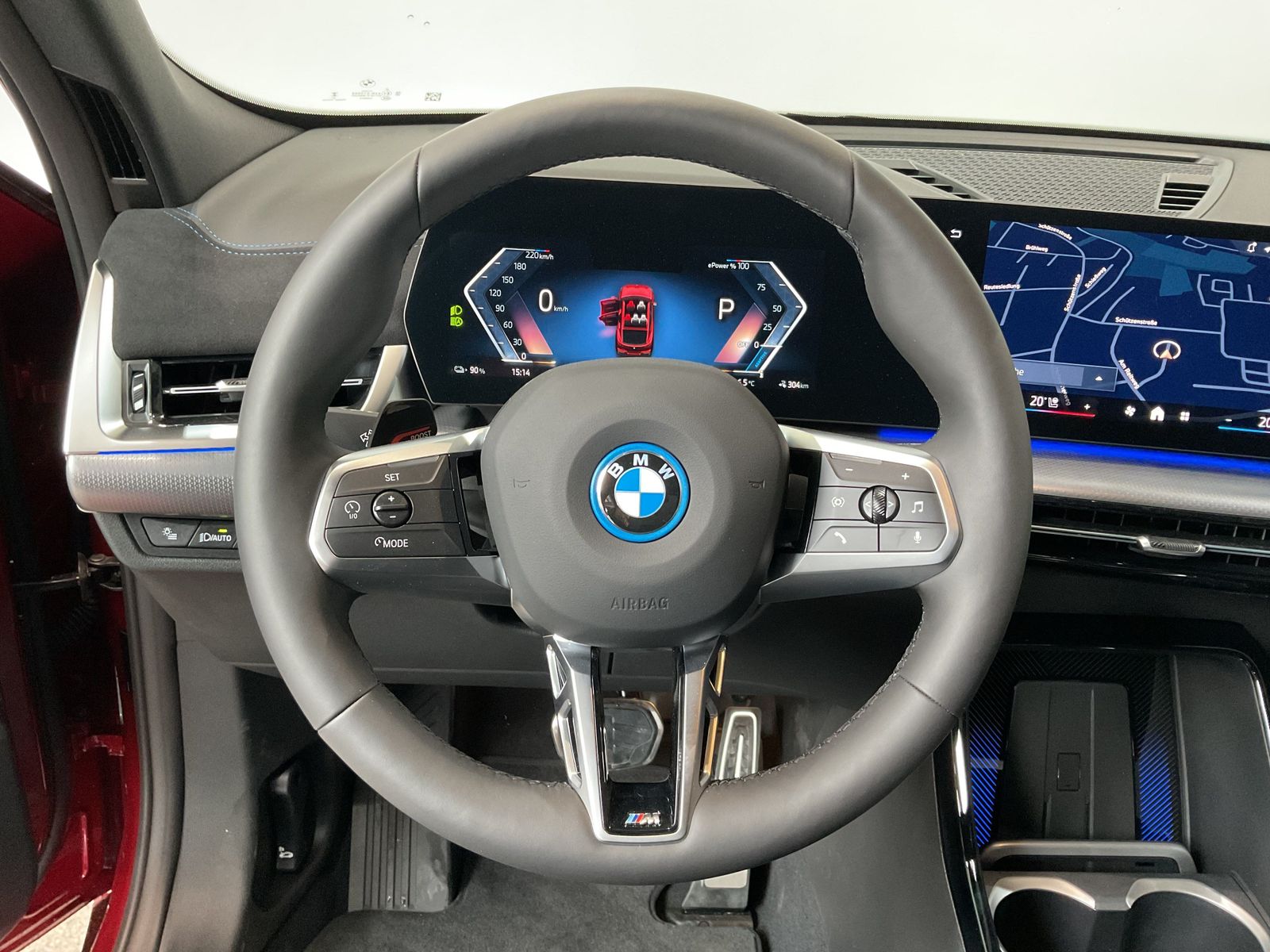 Fahrzeugabbildung BMW iX2 20" LMR, Komfortzugang, AHK M Sportpaket