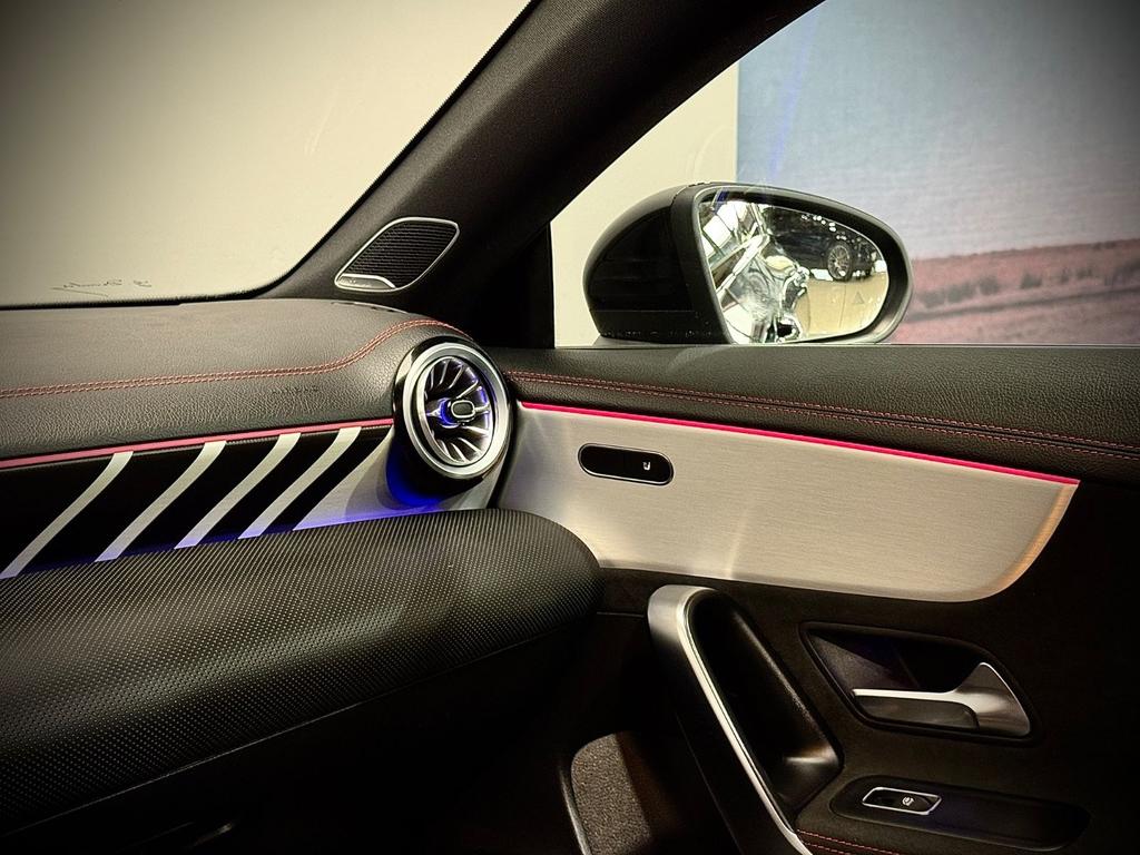 Mercedes-Benz CLA 45 AMG Shooting Brake