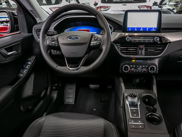 Ford Kuga 2.5 Duratec Titanium Digitales Cockpit