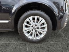 Fahrzeugabbildung Volkswagen T6.1 Multivan Generation Six - Standhzg*Navi*ACC