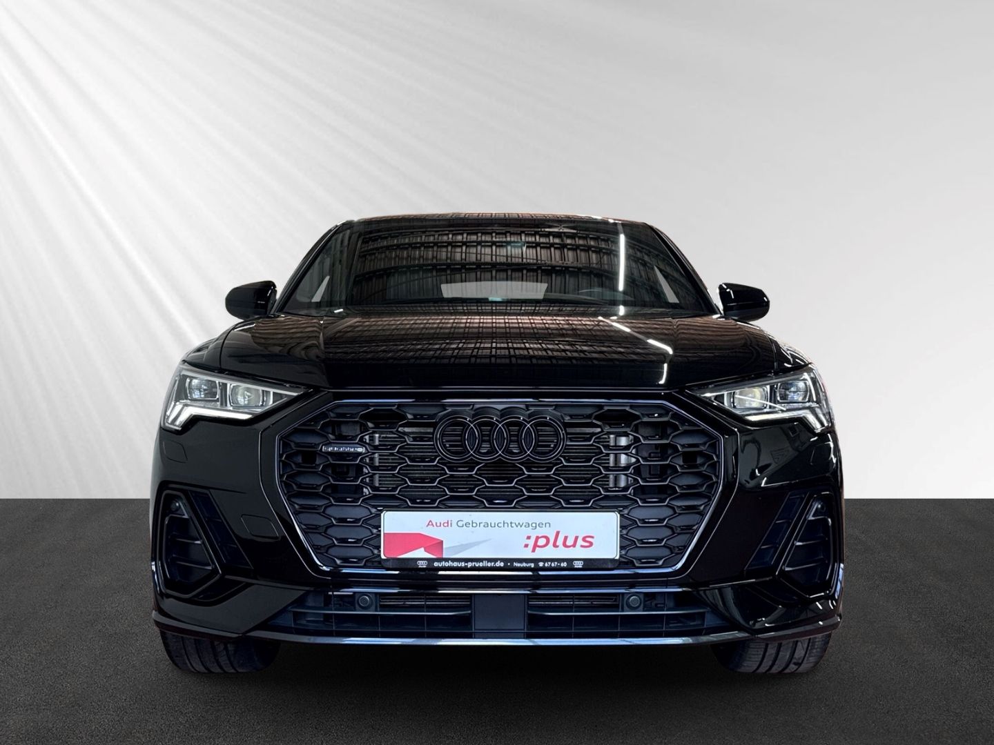Audi Q3 Sportback 40 TDI S line qu tro Kamera+Pano foto 4