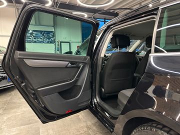 MYAUTOCENTER – Gebraucht- und Jahreswagen mit Werkstattservice in Pfaffenhofen Volkswagen Passat Variant Comfortline BlueMotion *AHK*Klima