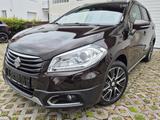 Suzuki SX4 S-Cross Limited 4x4 KLIMA NAVI TÜV - Suzuki SX4 mit Benzin-Antrieb: Allradantrieb