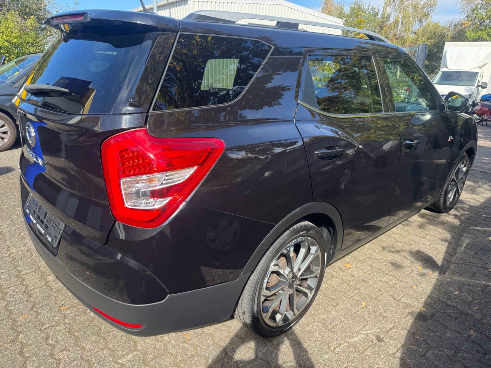Fahrzeugabbildung Ssangyong XLV 4x4 Leder+Navi+Sitzheizung+18Zoll+Kamera