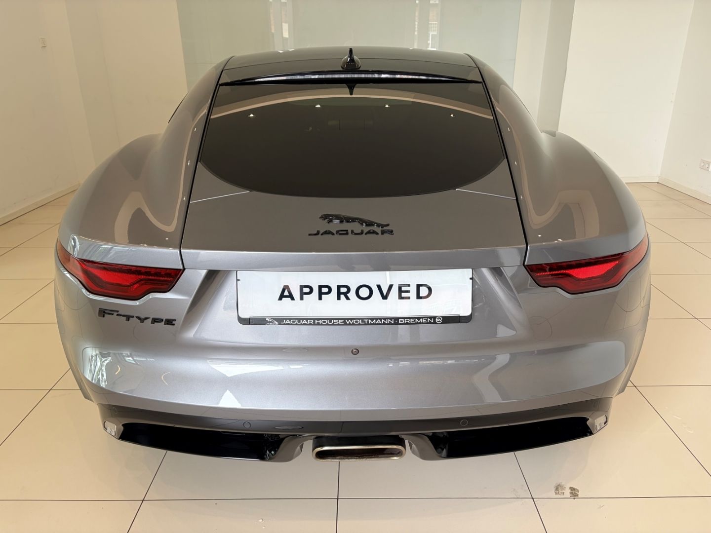 Fahrzeugabbildung Jaguar F-Type P300 Coupe R-Dynamic Black Panorama 20''