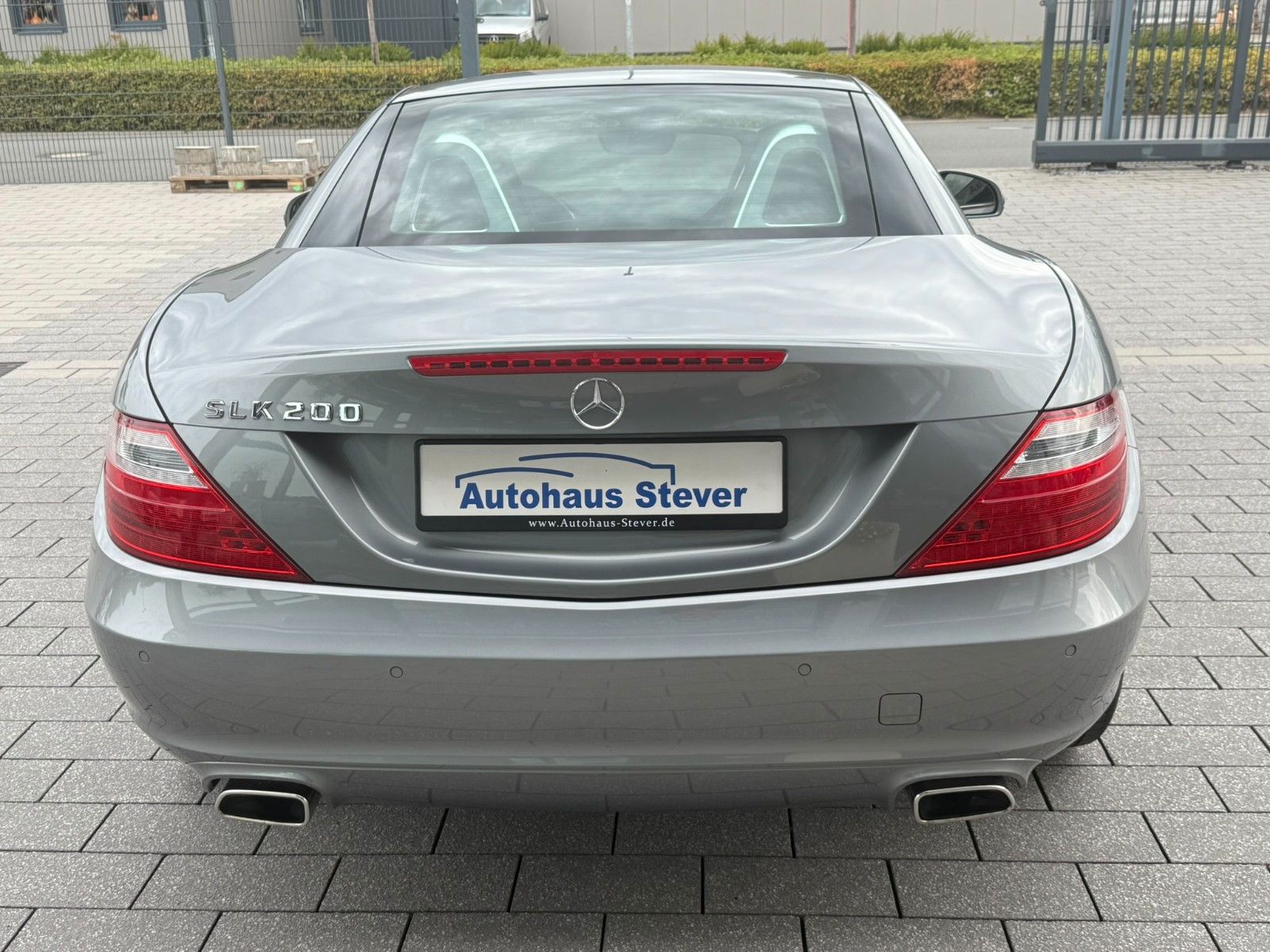 Fahrzeugabbildung Mercedes-Benz SLK 200 SLK Roadster  BlueEfficiency Edition 1