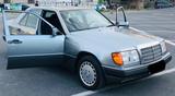 Mercedes-Benz E 300 - Mercedes-Benz E 300 aus 1990