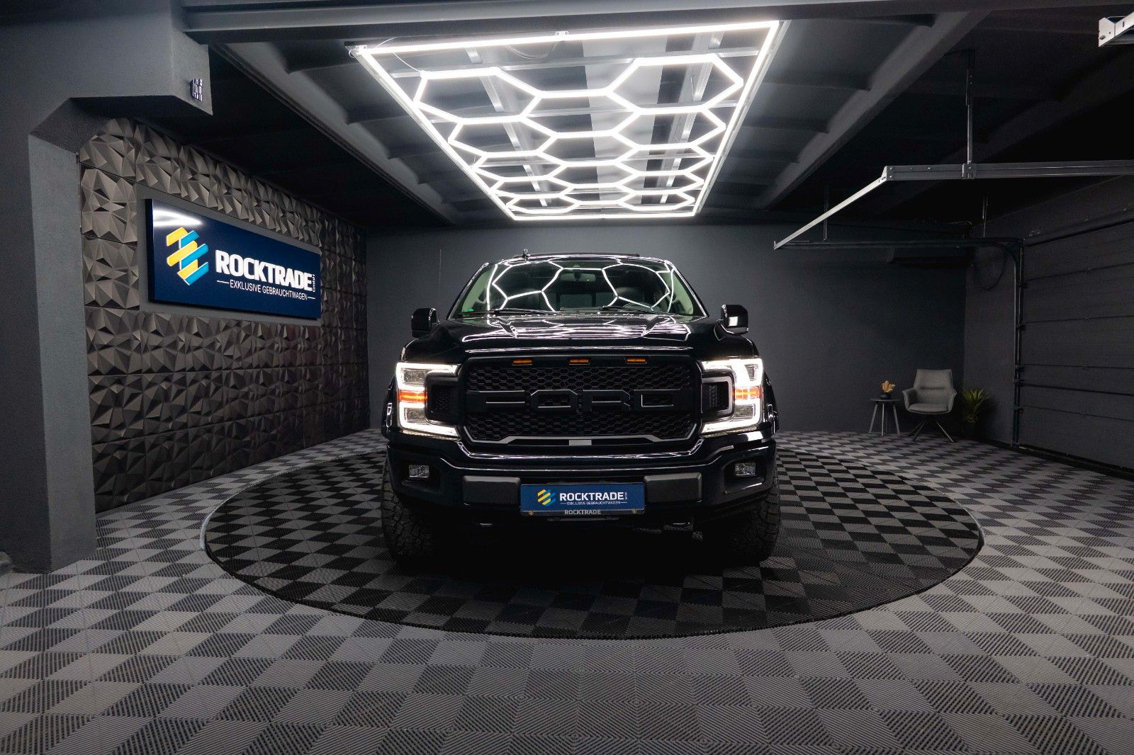 Fahrzeugabbildung Ford F150 3.5L V6 4x4 Offroad RAPTOR LARIAT LaChanti