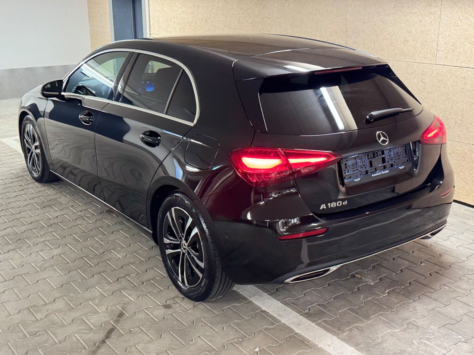 Mercedes-Benz A 180 d PROG WIDESCREEN LED KAM MBUX MOPF 25 foto 5