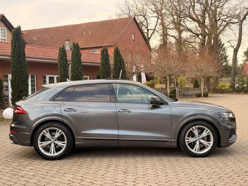 2020 AUDI SQ8 — фото 6