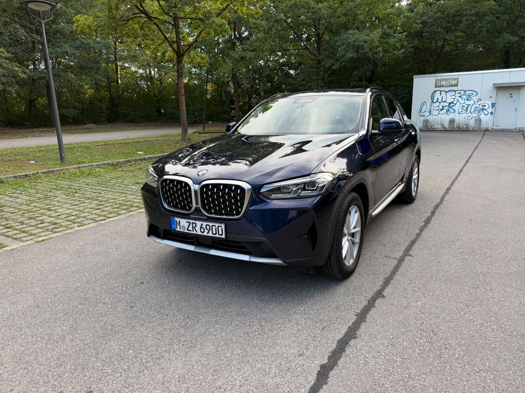 Image of BMW X4