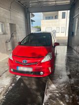 Toyota Prius Plus - Toyota Prius aus 2013