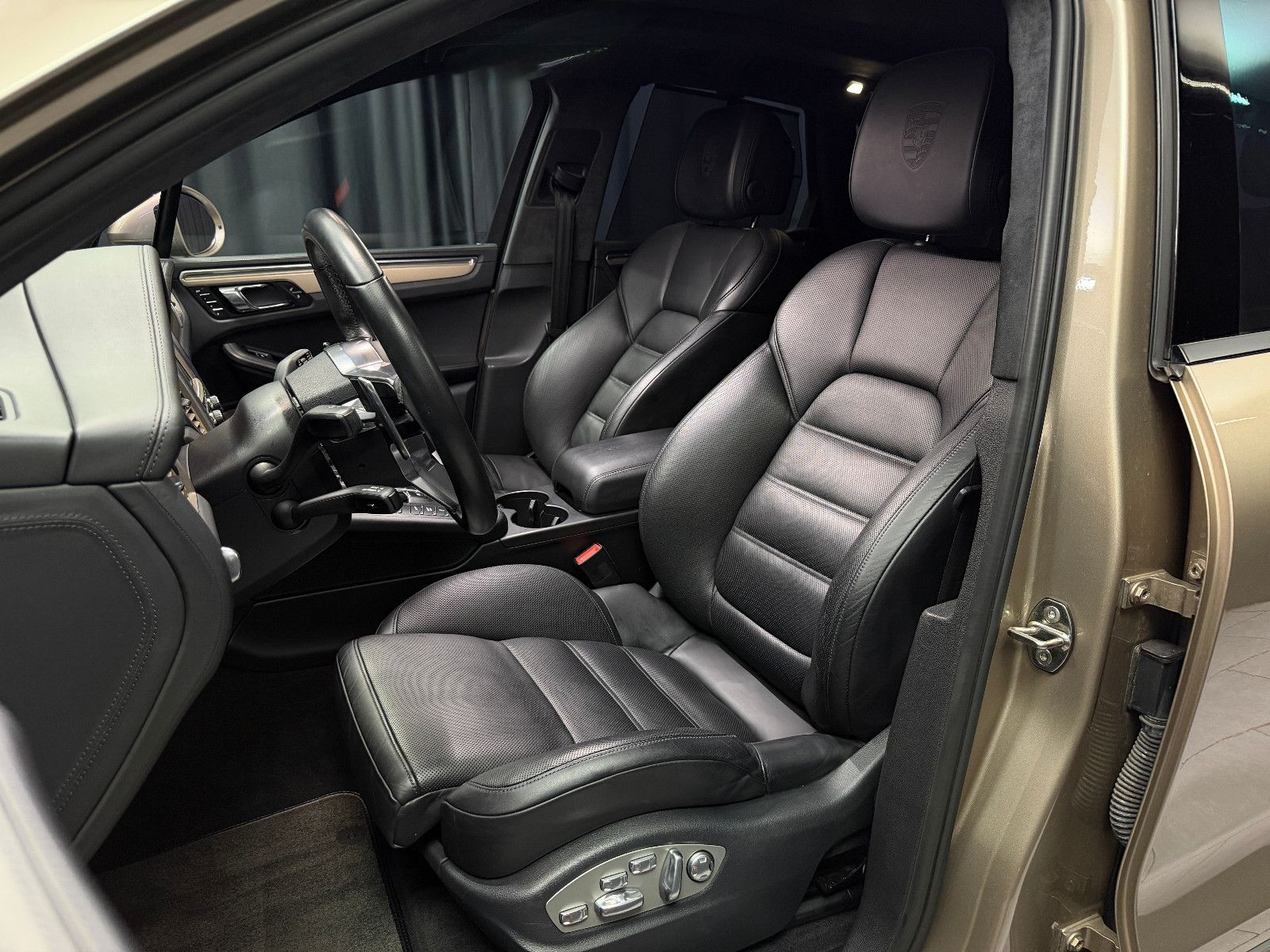 Fahrzeugabbildung Porsche Macan S Diesel |PANO|360°|LED|BOSE|VOLL