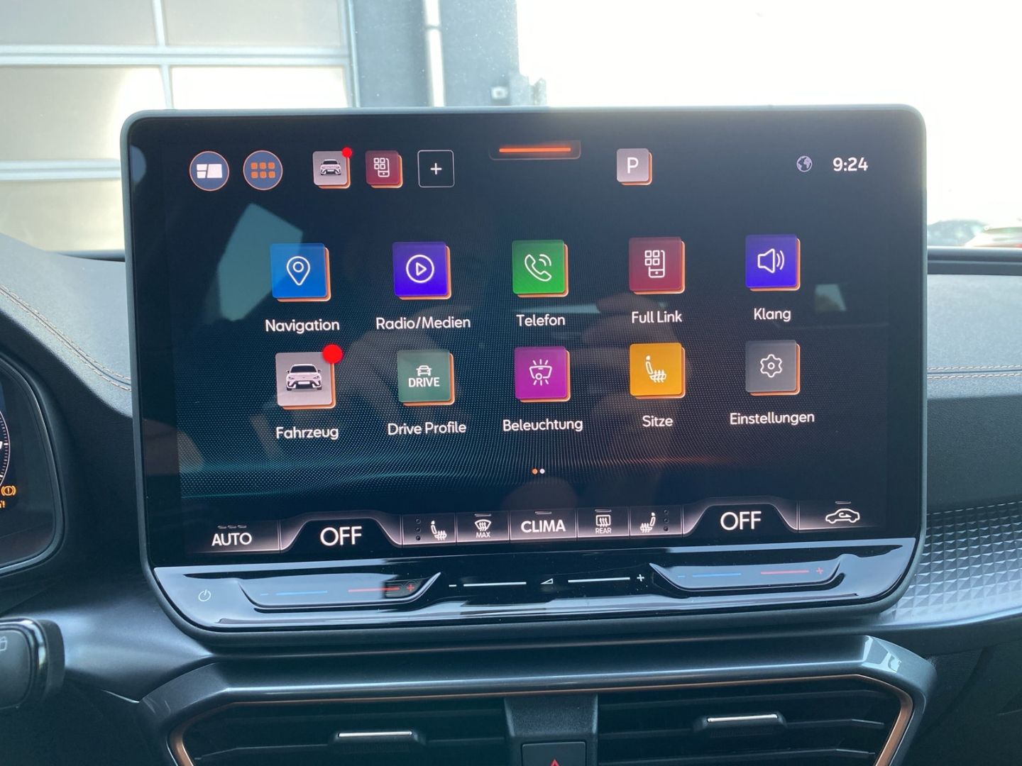 Fahrzeugabbildung CUPRA Leon Sportstourer 4Drive VZ*NAVI*MATRIX-LED*SHZ*