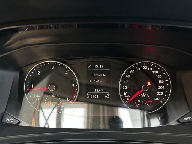 MYAUTOCENTER – Gebraucht- und Jahreswagen mit Werkstattservice in Pfaffenhofen Volkswagen T6 Multivan Comfortline 4Motion *WLAN*Klima*Navi