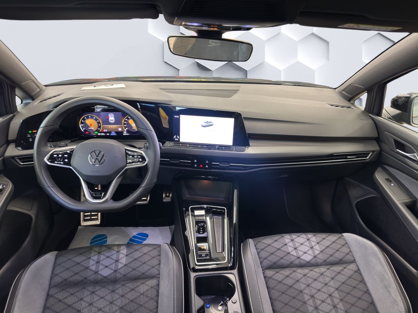 Golf Variant Mildhybrid VIII 1.5 eTSI R-Line DSG