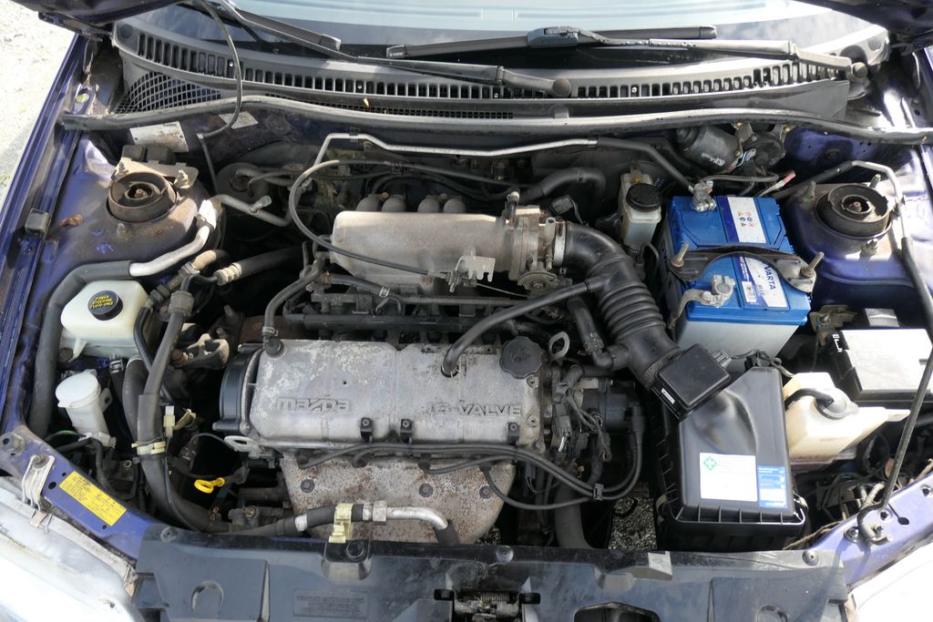 MAZDA 323 C | 68.000 km | Klima | HU neu, Ansicht 15