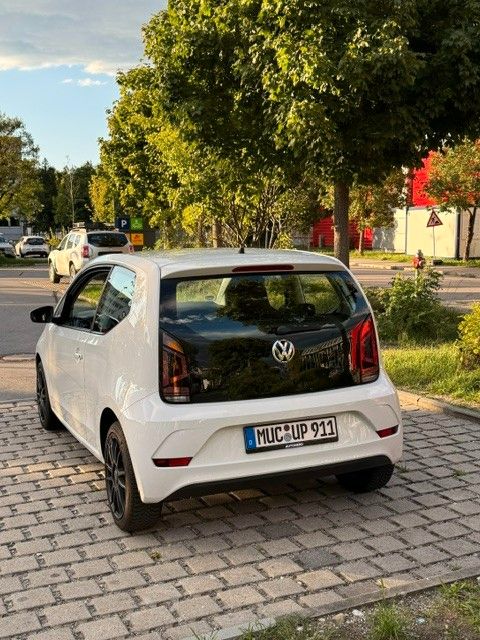 Image of Volkswagen up!