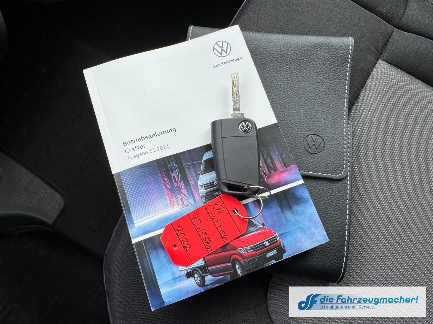 Fahrzeugabbildung Volkswagen Crafter Kasten 35 MAXI 2xSchiebetür lang hoch KA