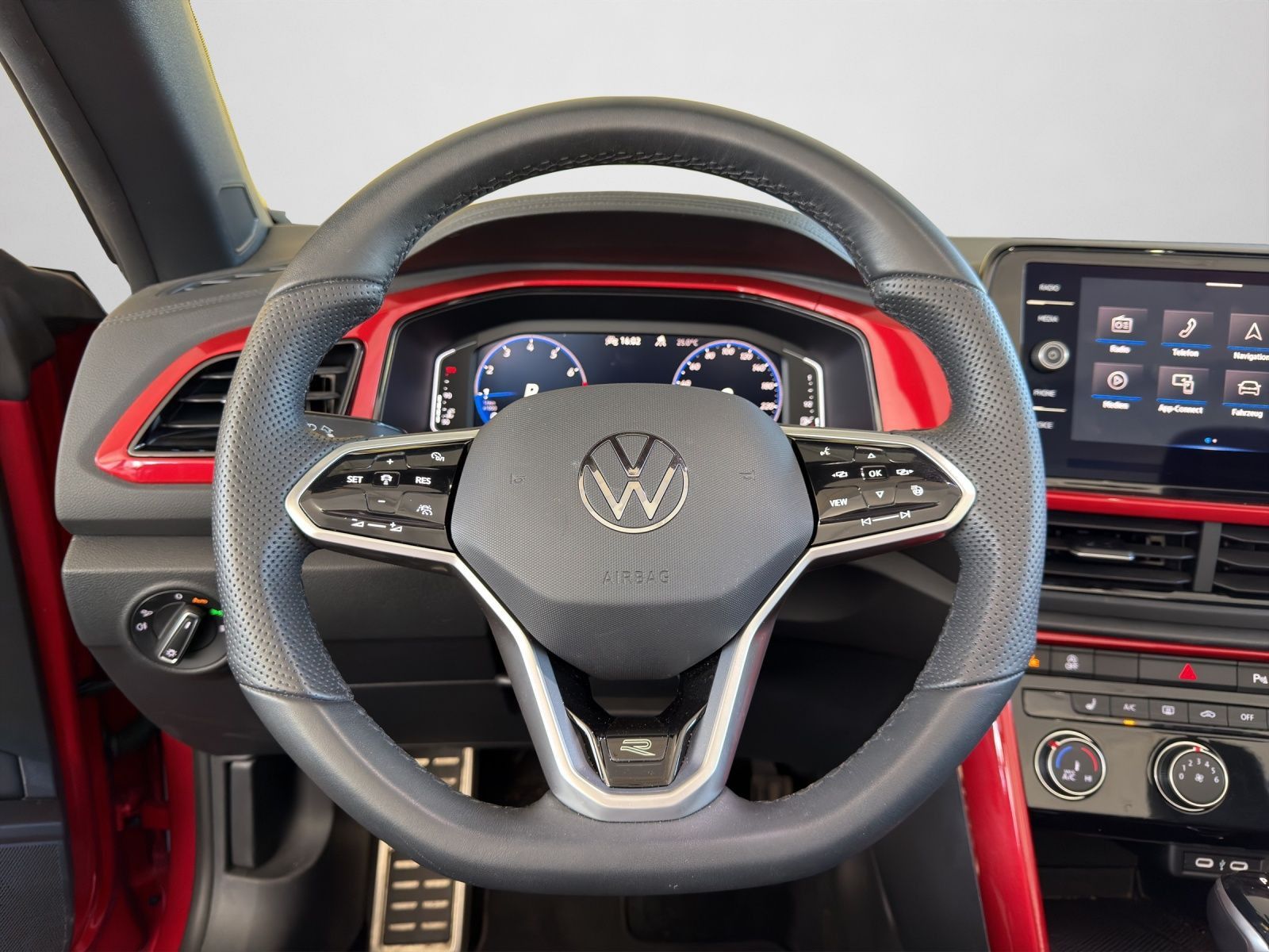 Volkswagen T-Roc - Bild 10