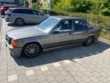 Mercedes-Benz 190 - Mercedes-Benz 190 aus 1984