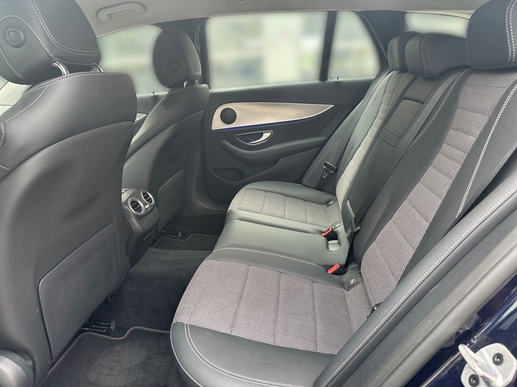Fahrzeugabbildung Mercedes-Benz E 200 T Avantg. AHK Totwi. LED SHZ KAM Ambie.