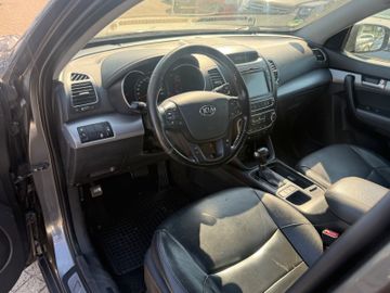 KIA Sorento - 9
