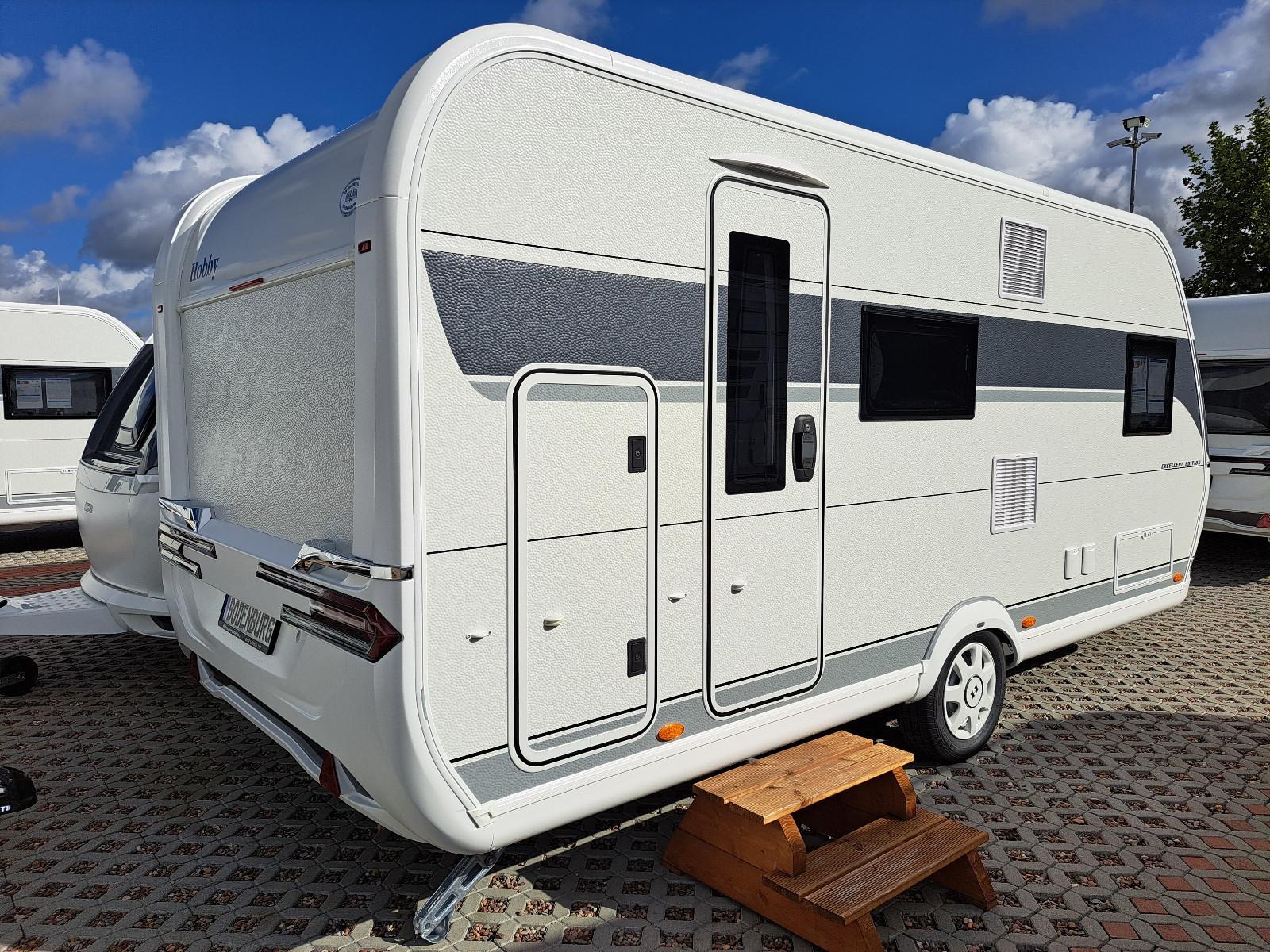 Hobby 490 KMF EXCELLENT EDITION MODELL 2026 GARAGE