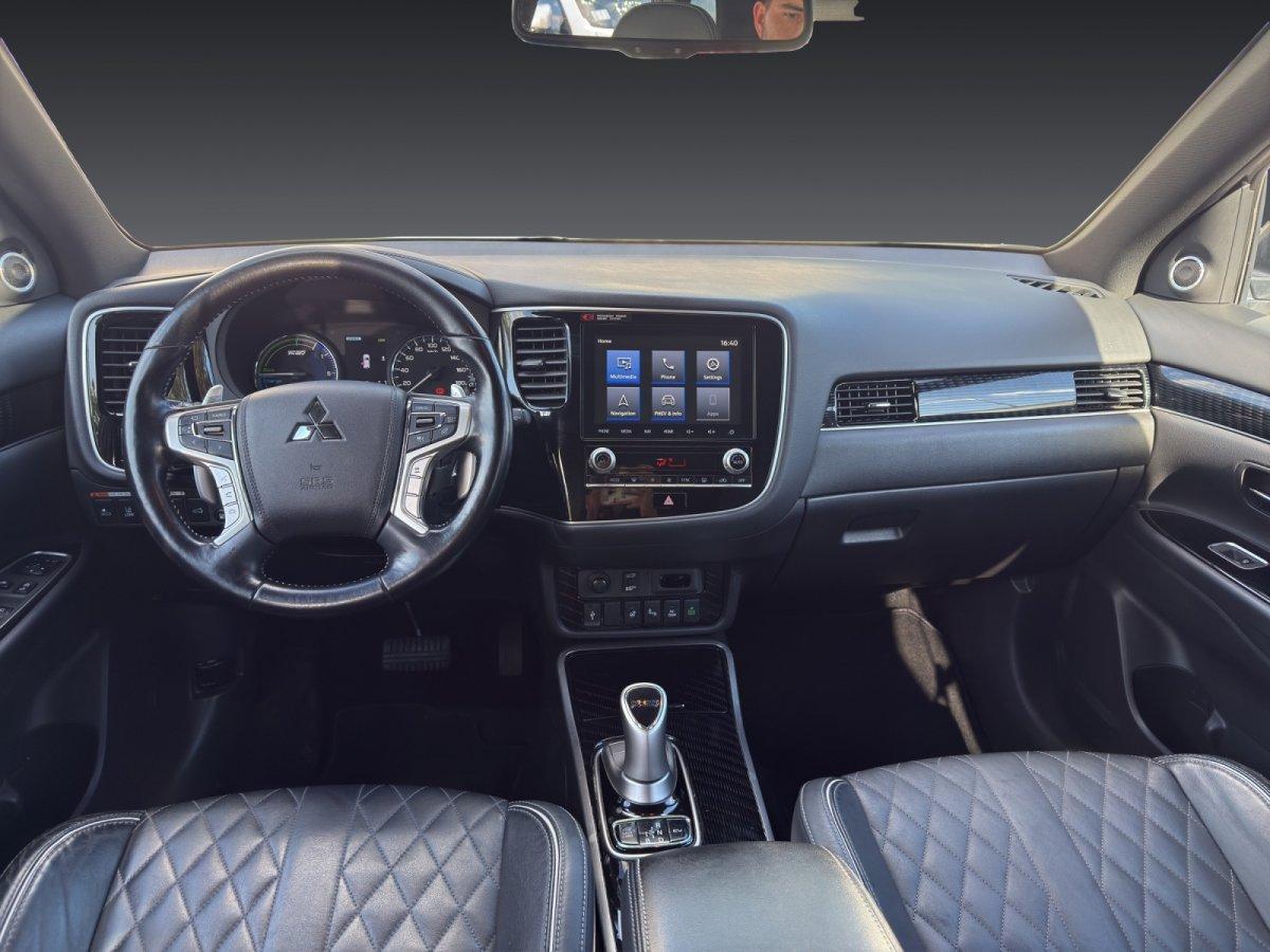 Mitsubishi Outlander 2.4 PHEV TOP 4WD