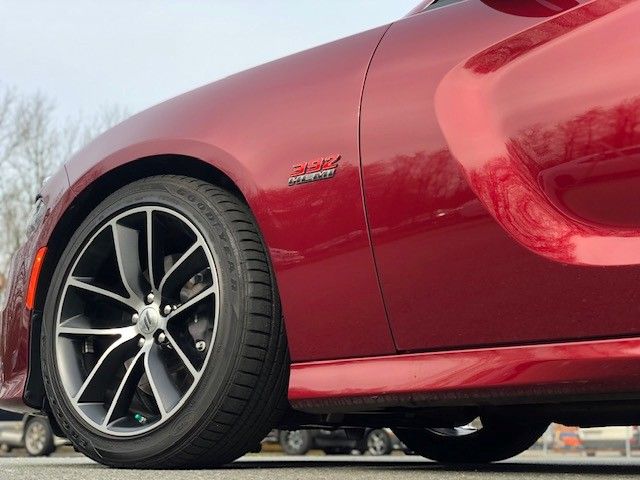 Fahrzeugabbildung Dodge Charger 6.4 SRT Scat Pack + Super TrackPak
