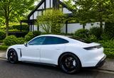Porsche Taycan  Chrono/PSCB/Pano/Carbon/21Zoll/ACC/Bose  - Porsche Taycan von privat