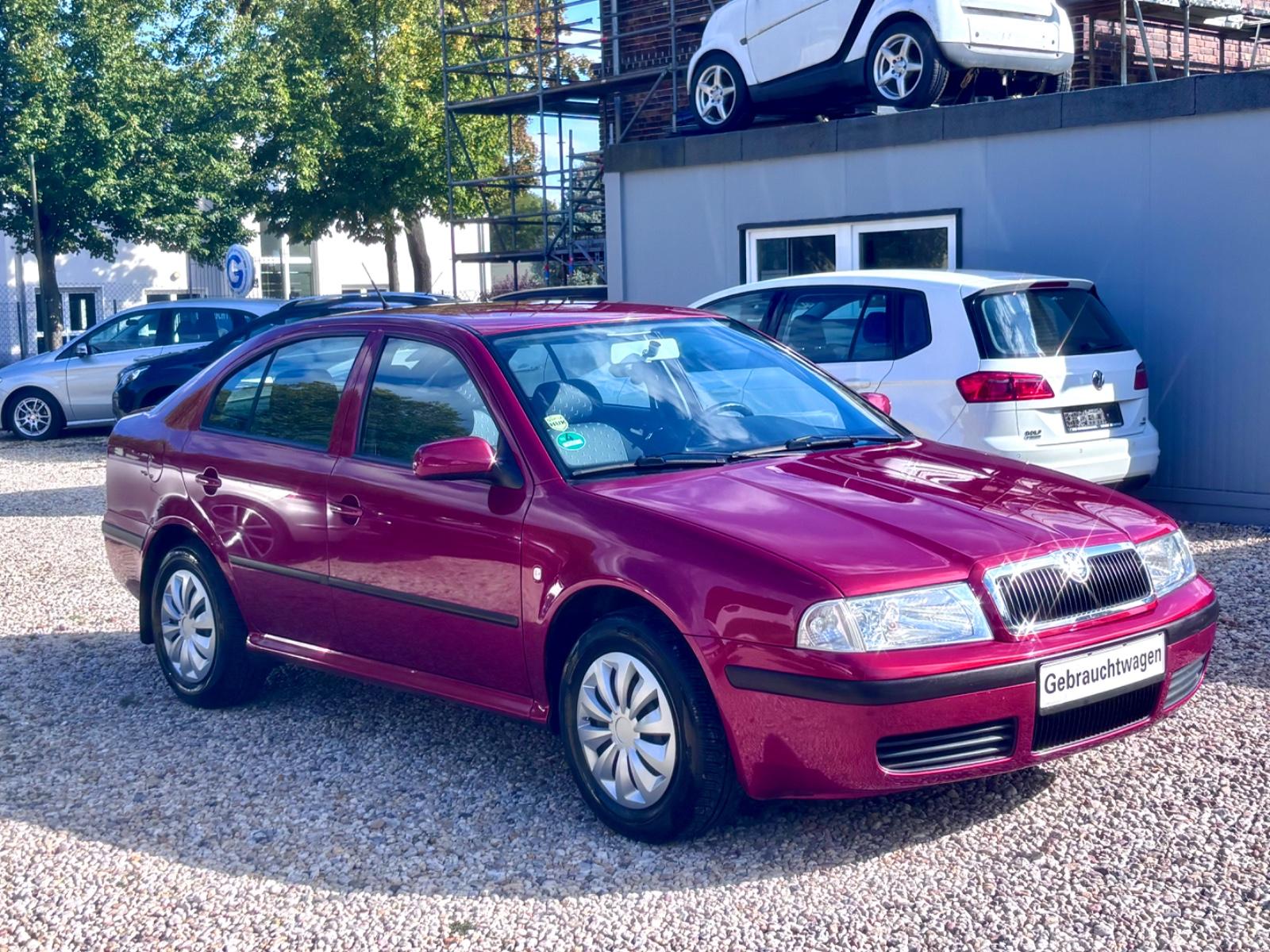 Skoda Octavia 1.6 Ambiente Top Zustand.