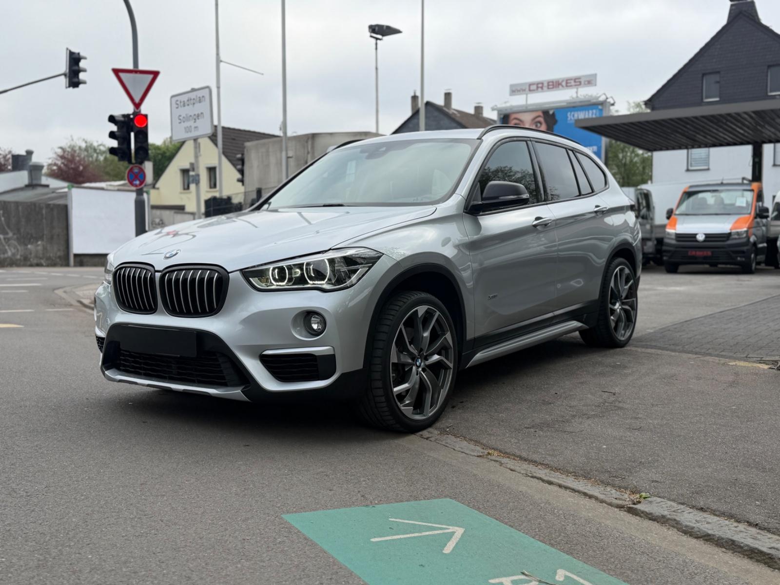 BMW X1 xDrive 25 d xLine Pano/LED